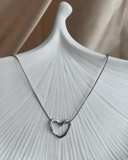 گردنبند مینیمال طرح قلب