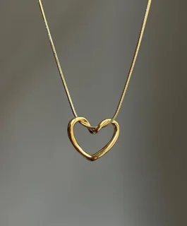گردنبند مینیمال طرح قلب