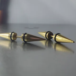 پیرسینگ پیچی تیپر